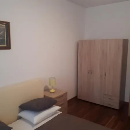 Pleasing Place Apartment