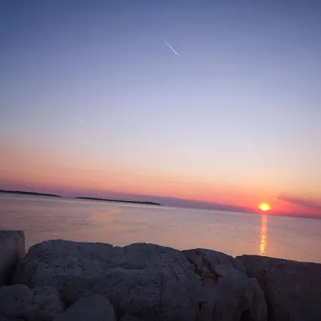 Pleasing Place 파자나